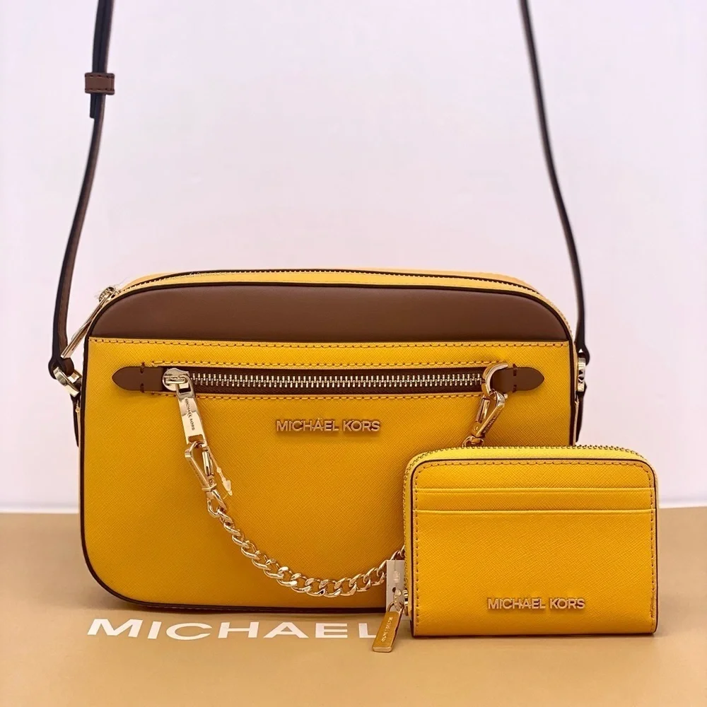 Michael Kors Jet Set Travel East West Zip Chain Crossbody and Small Wallet Set